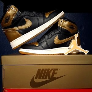 Nike Air Jordan High OG Black Metallic Gold (2020)GS